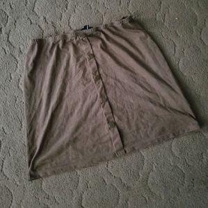 SOLD.......Windsor skirt